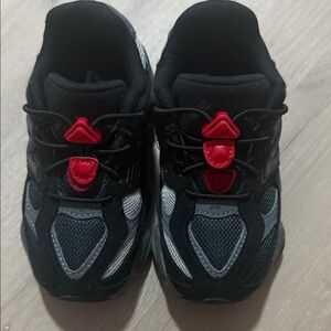 New Balance Kids Black and Red Sneakers